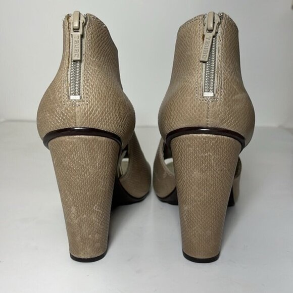 Tsubo t strap heels size 9 - Picture 4 of 6